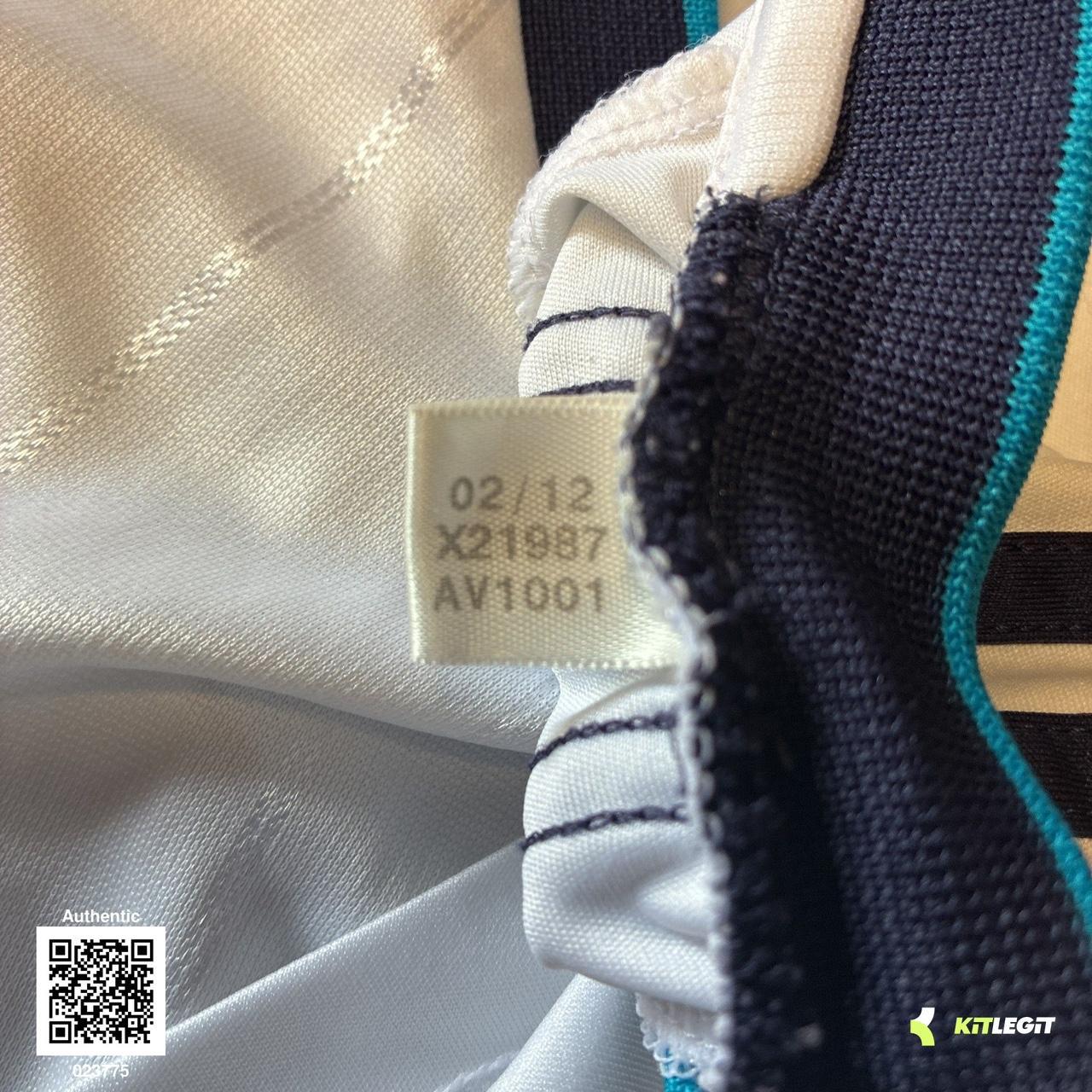 Real Madrid 2012/13 Home Shirt - Medium