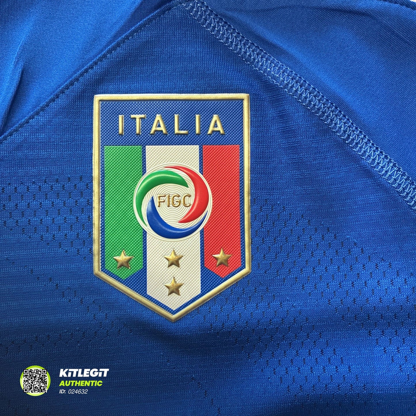 Italy 2010 Home Shirt - Large - Del Piero 7