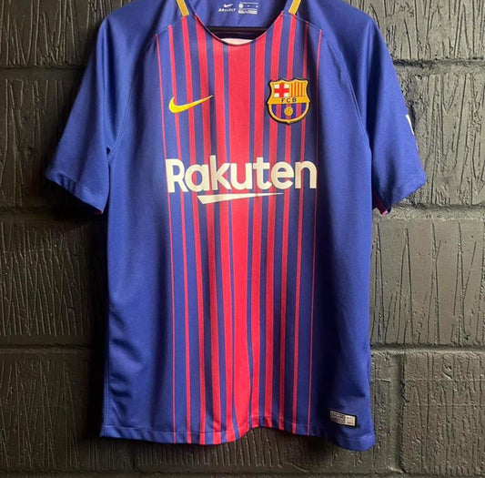 Barcelona 2017/18 Home Shirt - Medium - Suarez 9