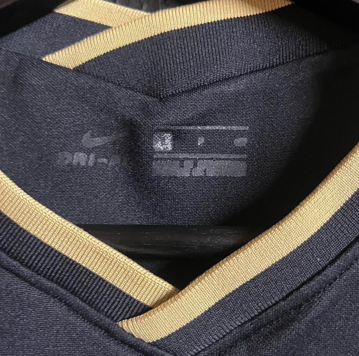 Barcelona 2020/21 Away Shirt - Small