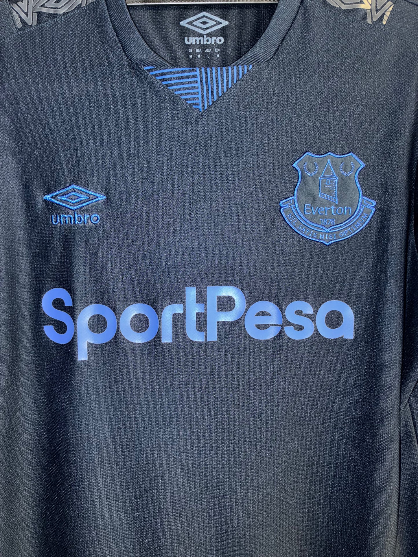 Everton 2019/20 3rd Shirt - Medium