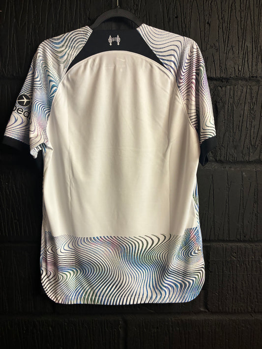 Liverpool 2022/23 Away - Medium