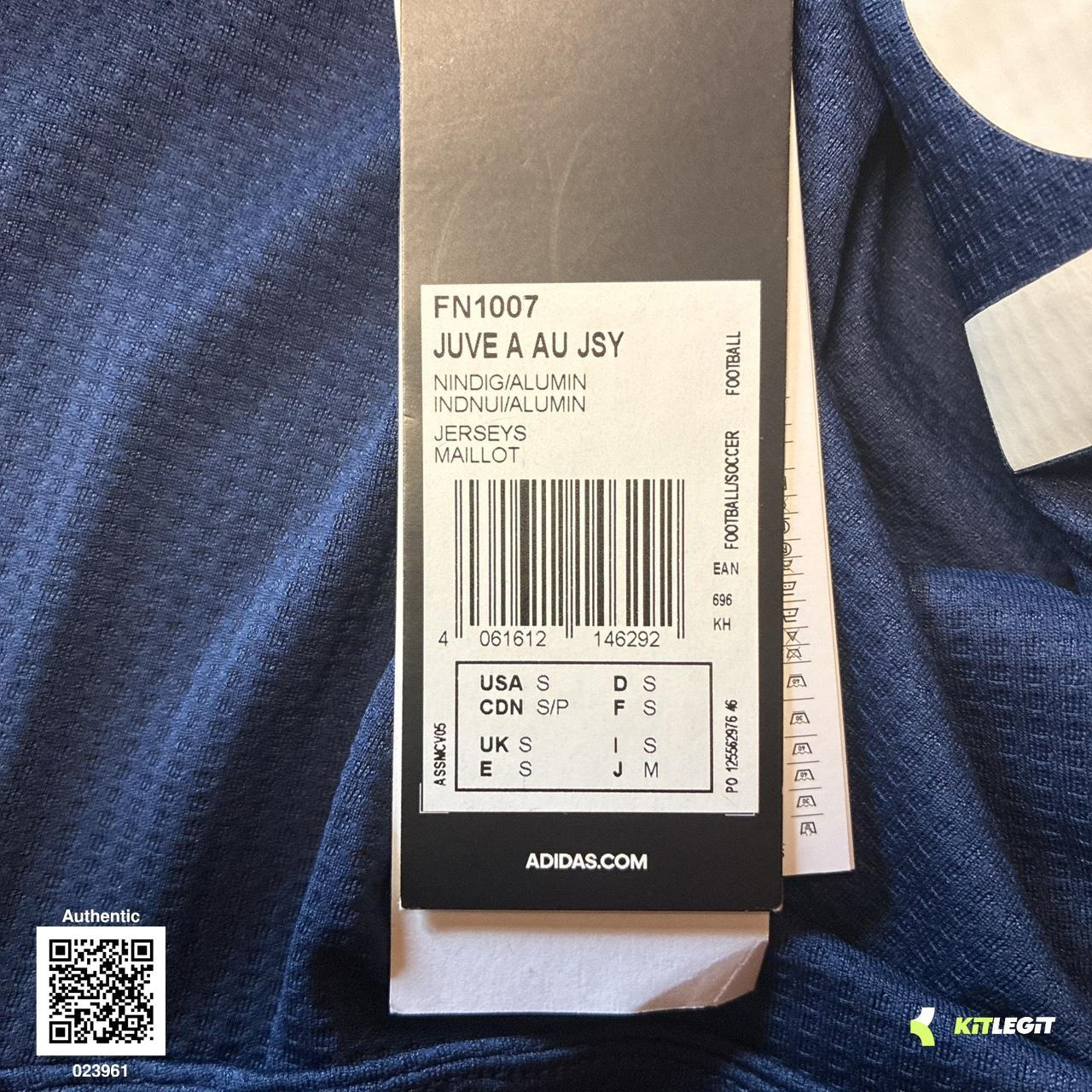 Juventus 2020/21 Away Shirt - Small- Heat Ready (BNWT)