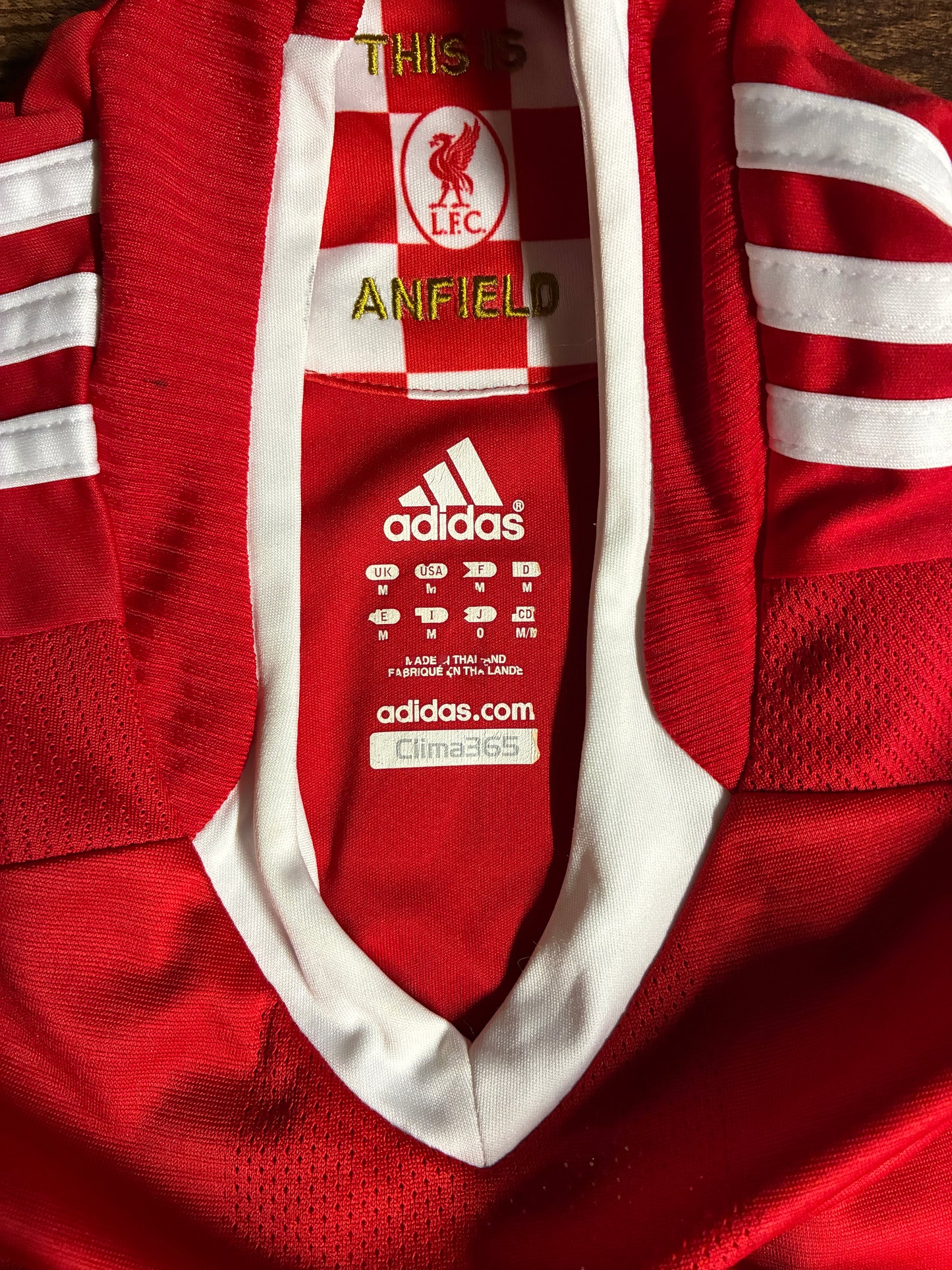 Liverpool 2008/10 Home Shirt - Medium - Gerrard #8