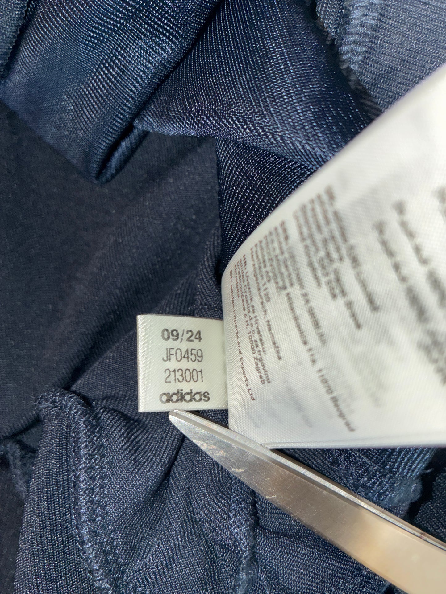 JUVENTUS TERRACE ICONS TRACK TOP - LARGE - BNWT