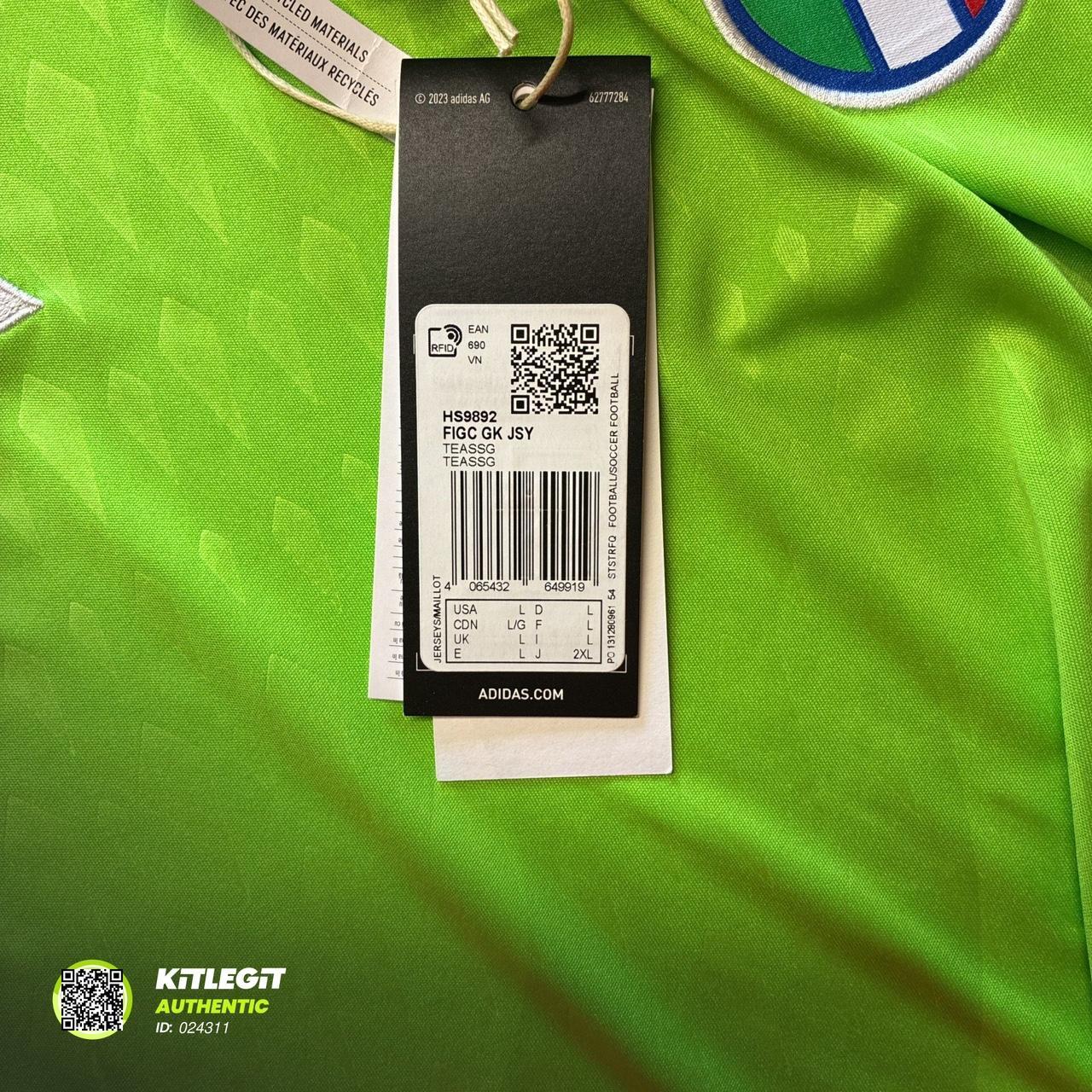 Italy 2023 GK jersey - Large (BNWT)