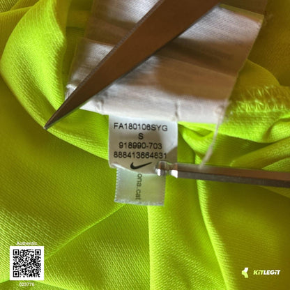 Barcelona 2018/19 Away Shirt  - Small