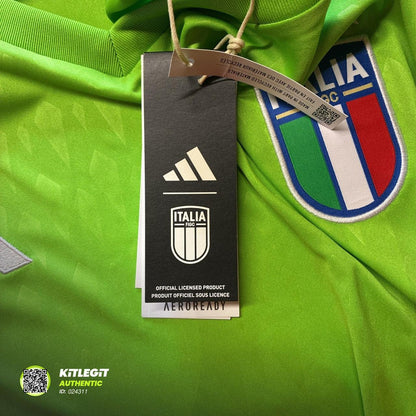 Italy 2023 GK jersey - Large (BNWT)