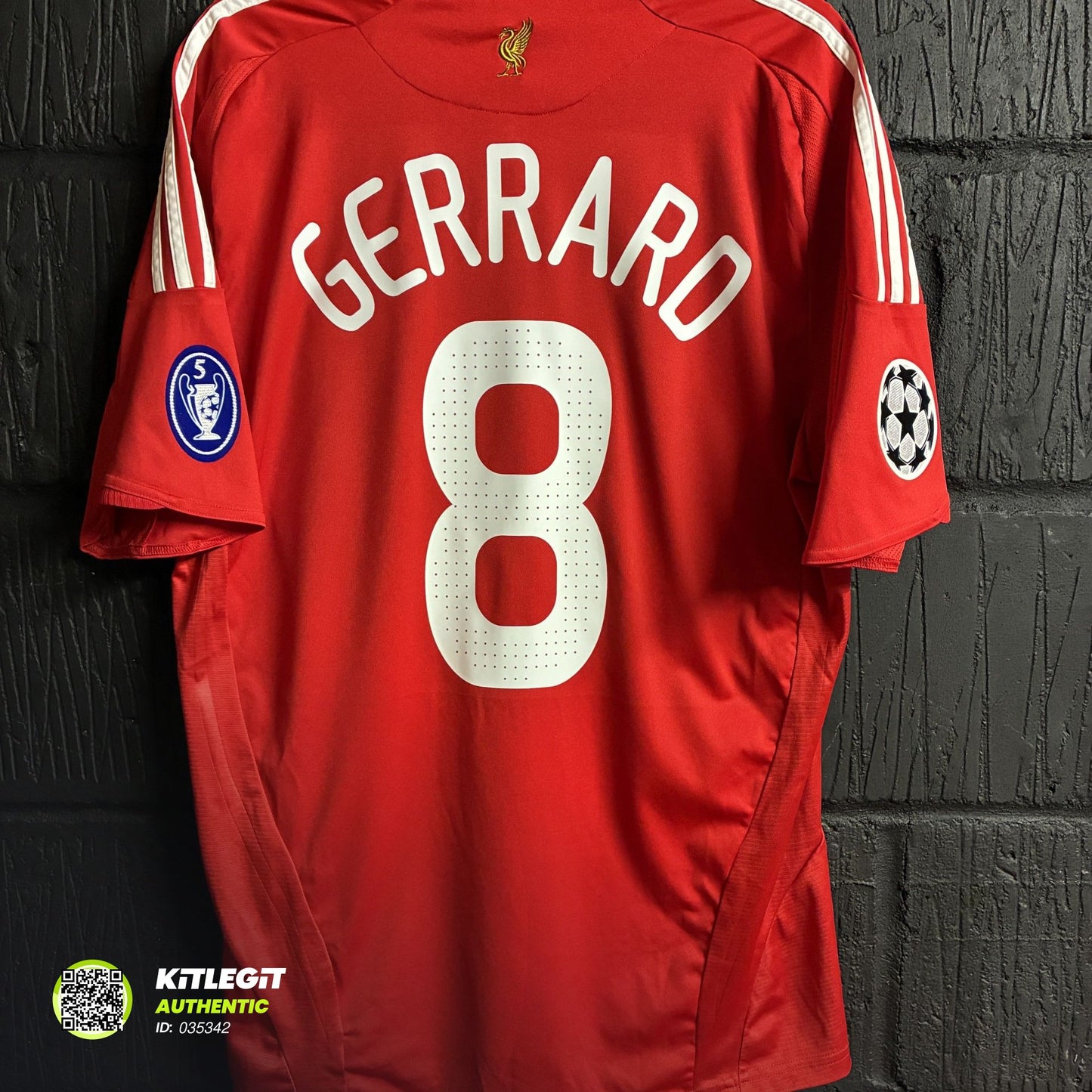 Liverpool 2008/10 Home Shirt - Large - Gerrard #8 Champions League