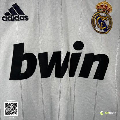 Real Madrid 2012/13 Home Shirt  - Medium