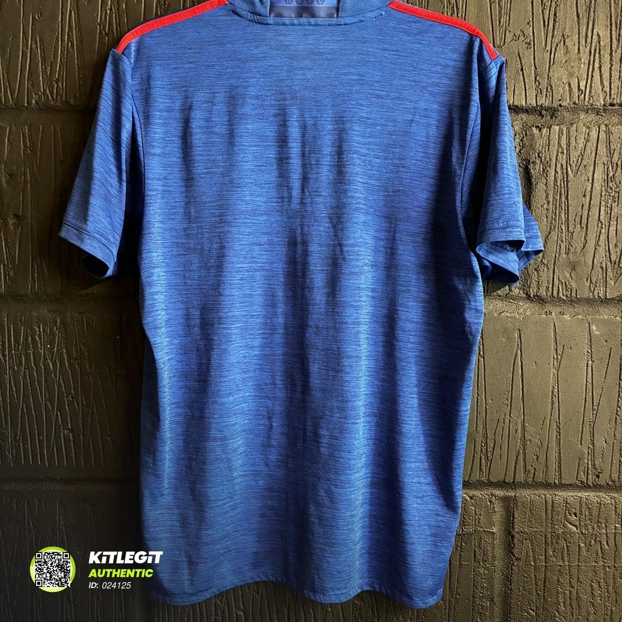 Manchester United 2016/17 Away  - Medium