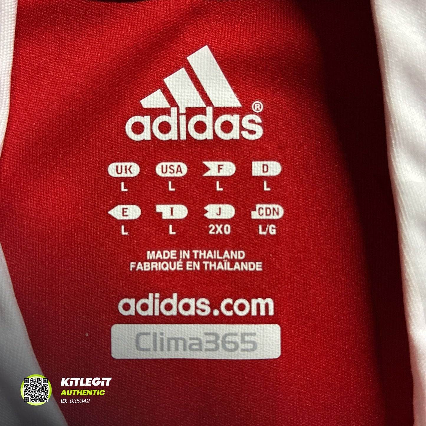 Liverpool 2008/10 Home Shirt - Large - Gerrard #8 Champions League