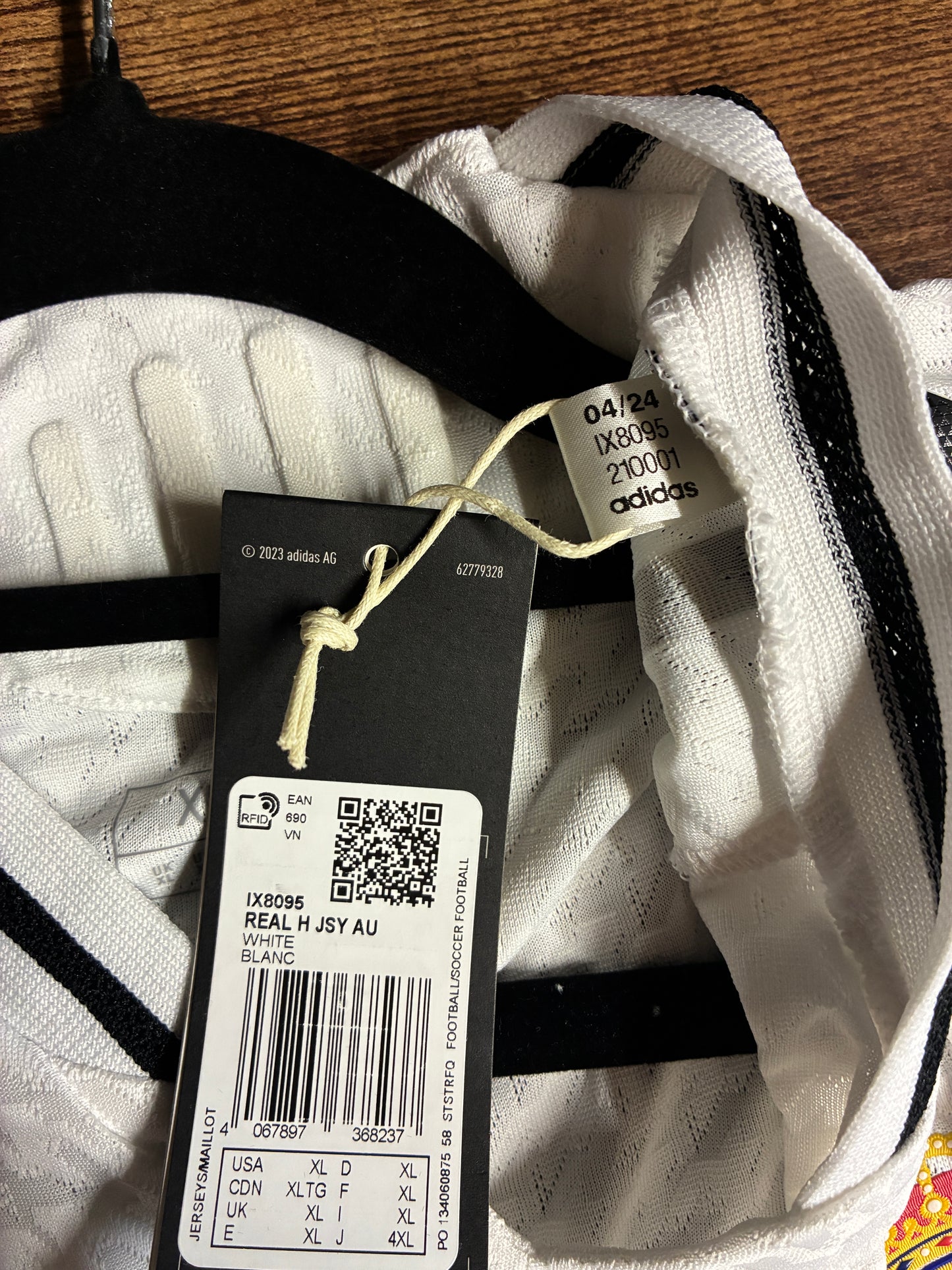 Real Madrid 2024/25 Home - XL - Heat RDY (Player Spec) - BNWT