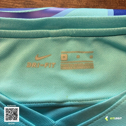 Barcelona 2017/18 Away Shirt  - Medium - Messi 10