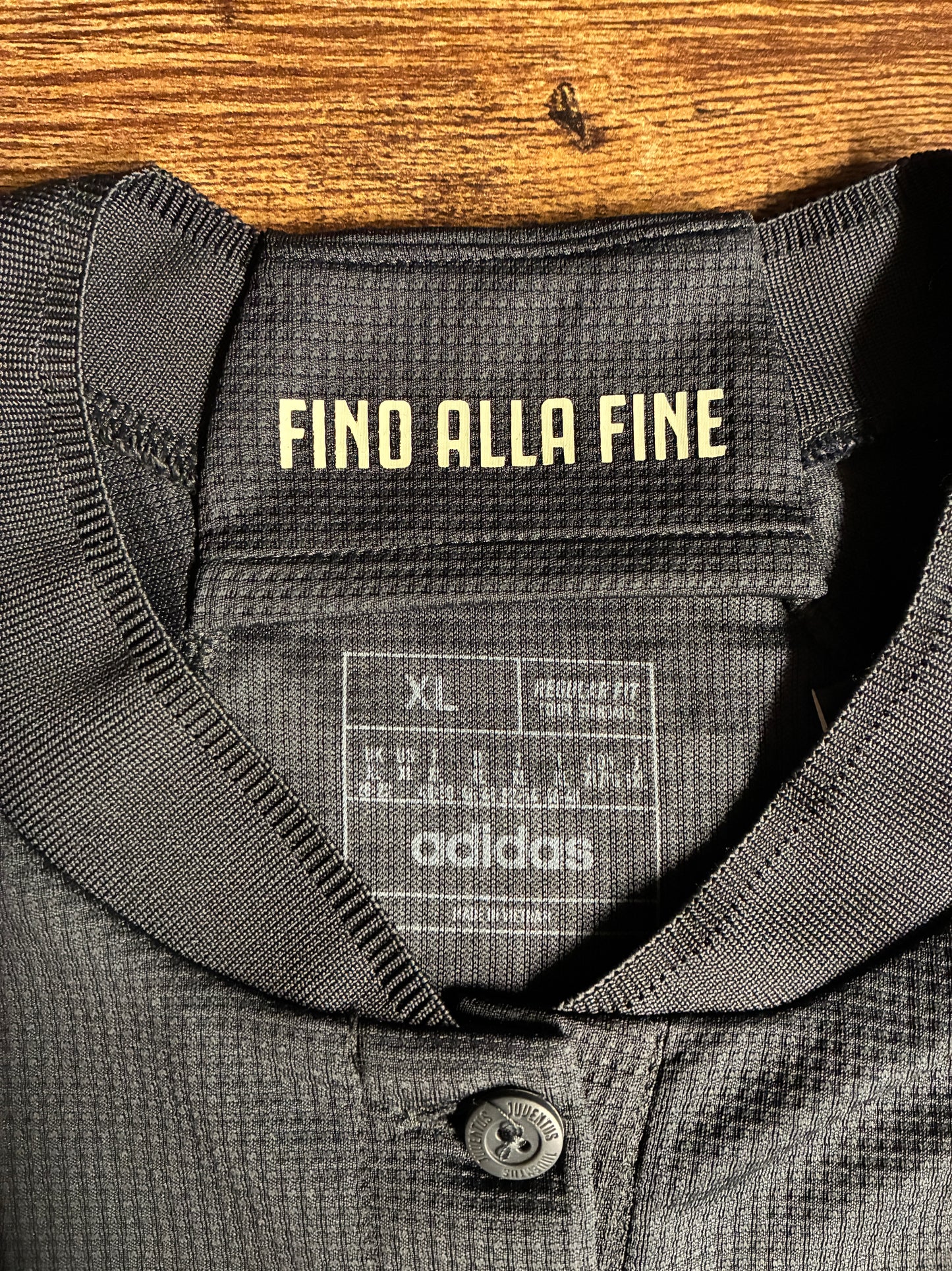 Juventus 2023/24 3rd Shirt - Woman’s XL - New with tags