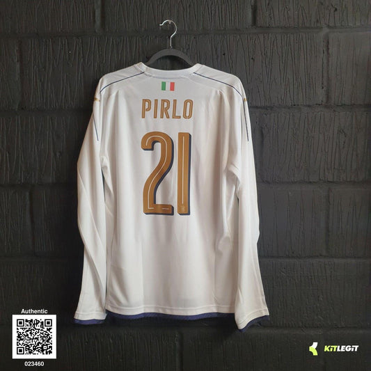 Italy 2016/17 Tribute Away shirt (BNWT) - Pirlo 21 - Large