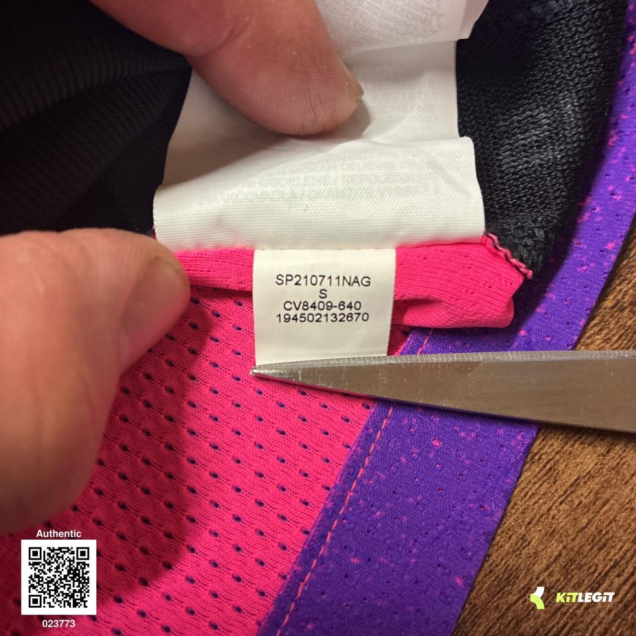 PSG - 2020/21 4th Shirt - Vaporknit - Small