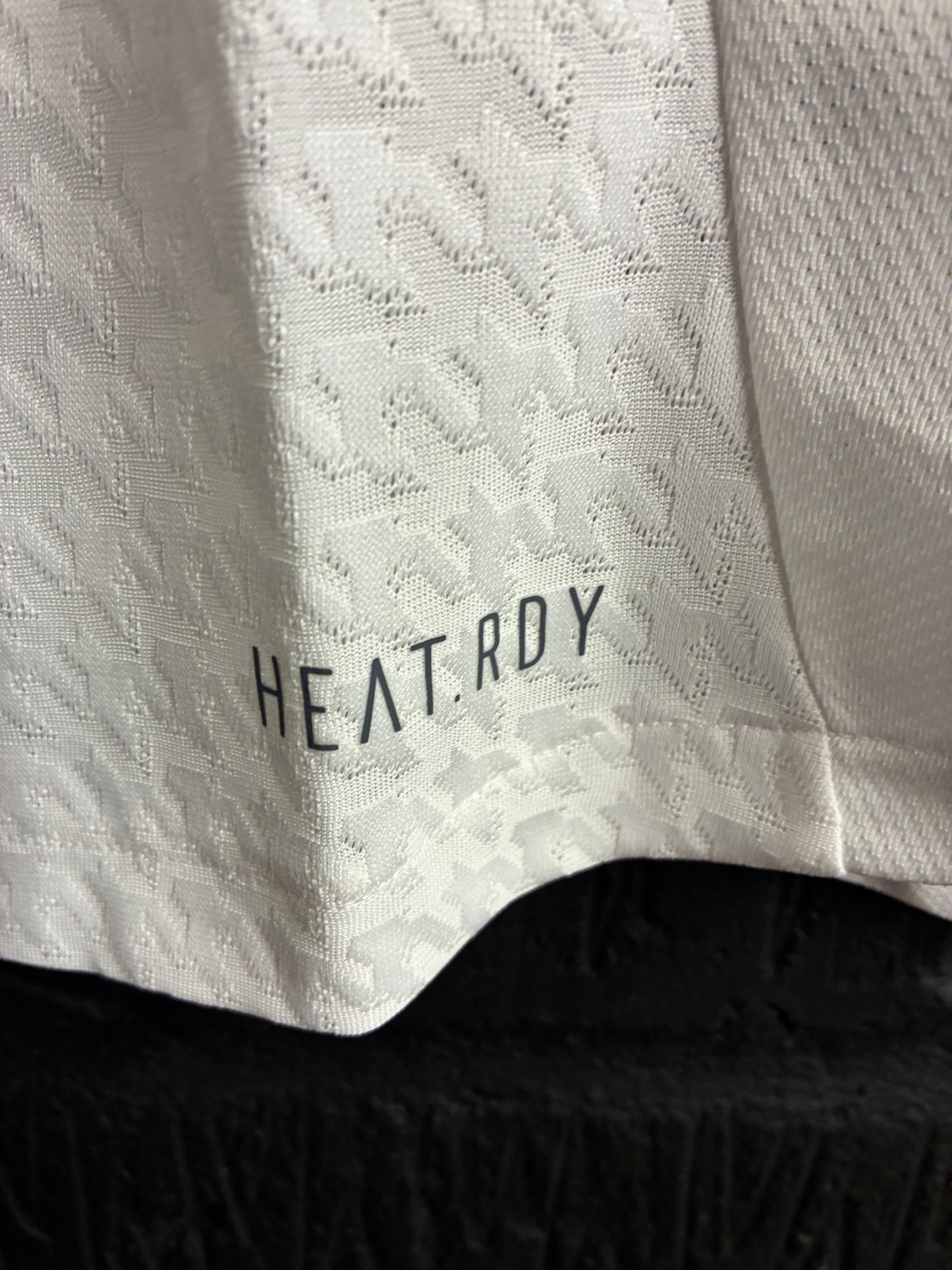 Real Madrid 2024/25 Home - XL - Heat RDY (Player Spec) - BNWT