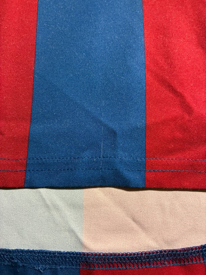 Barcelona 2005/06 Home Shirt - Small - Ronaldinho #10