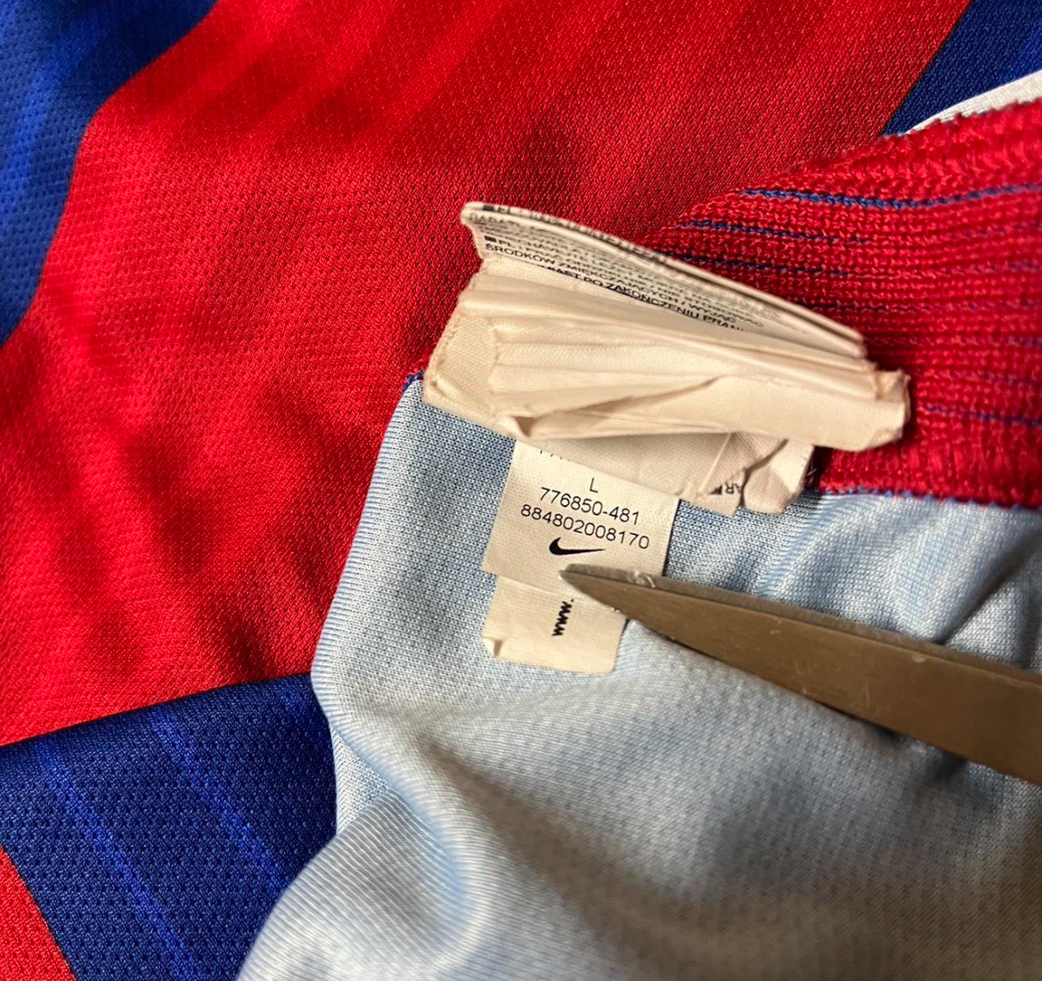 Barcelona 2016/17 Home Shirt - Large