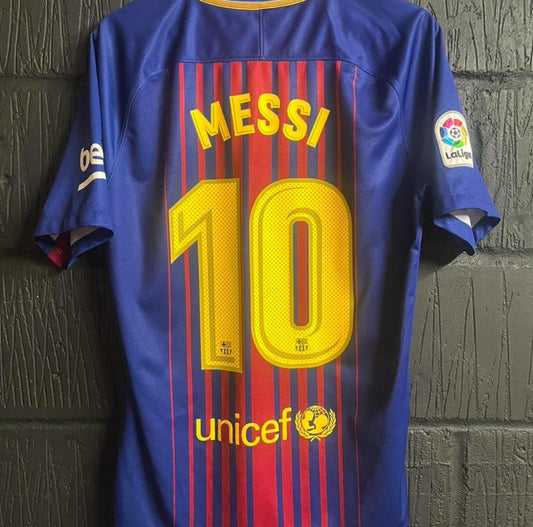 Barcelona 2017/18 Home Shirt - Medium - Messi 10
