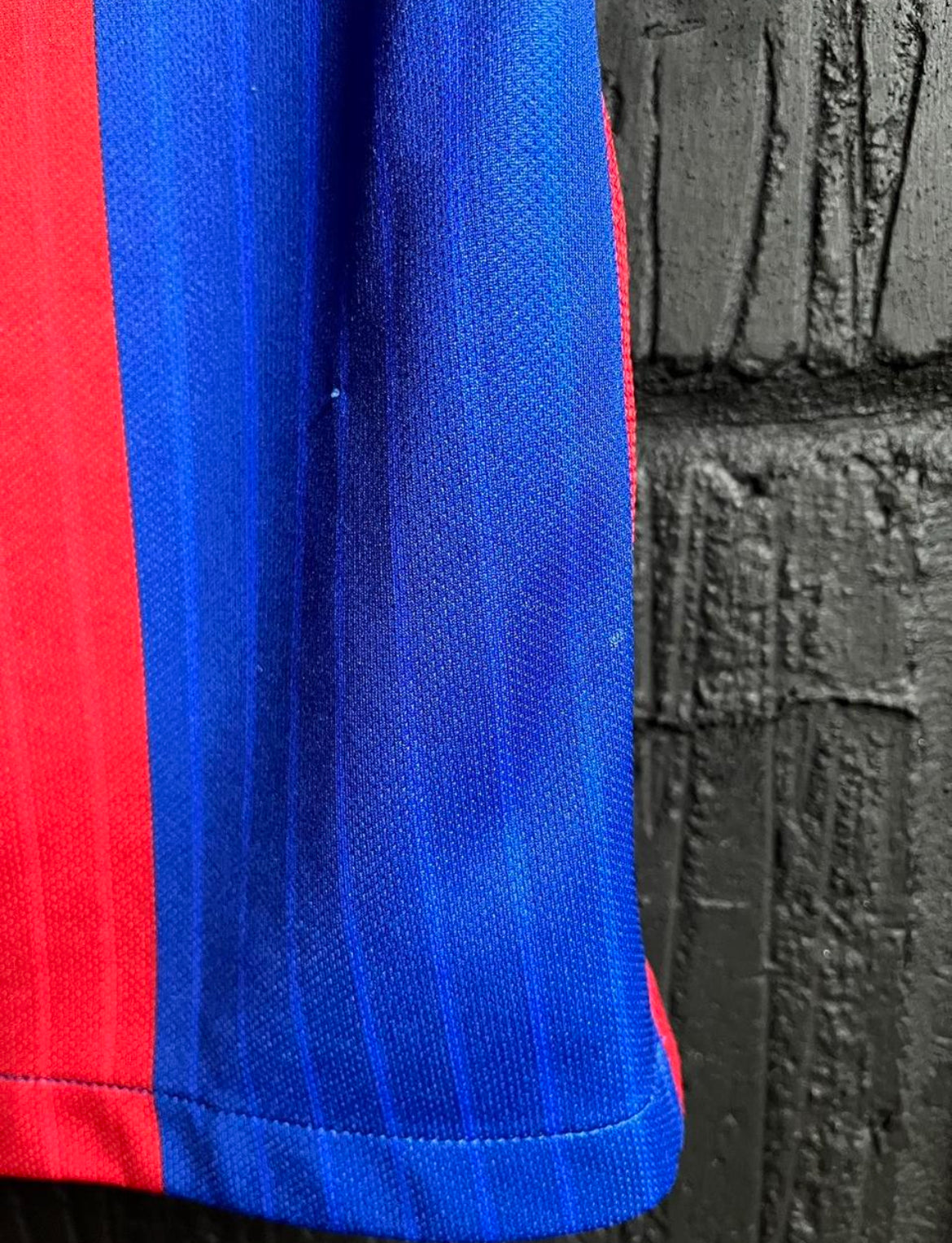Barcelona 2016/17 Home Shirt - Small