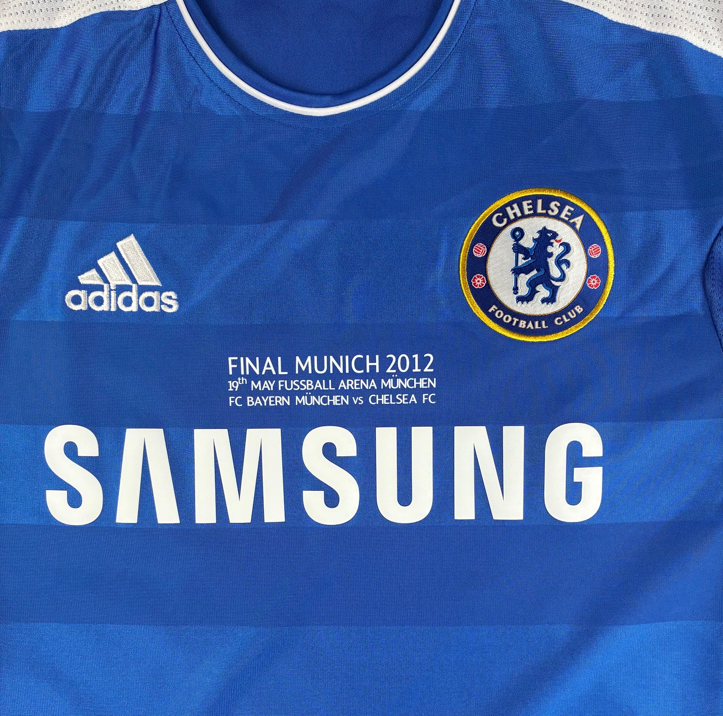 Chelsea 2011/12 Home Shirt | Large | Champions League Drogba #11