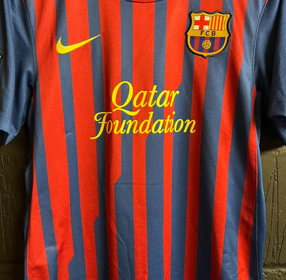 Barcelona 2011/12 Home Shirt - Small - Fabregas 4