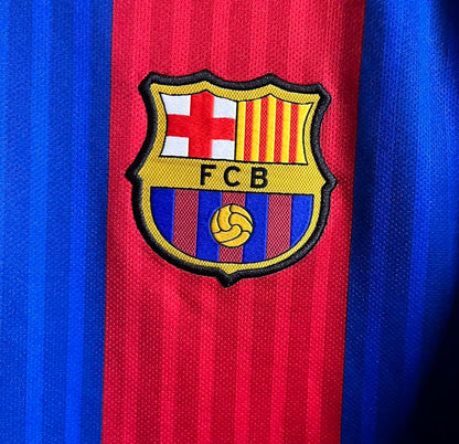 Barcelona 2016/17 Home Shirt - Large - Messi 10