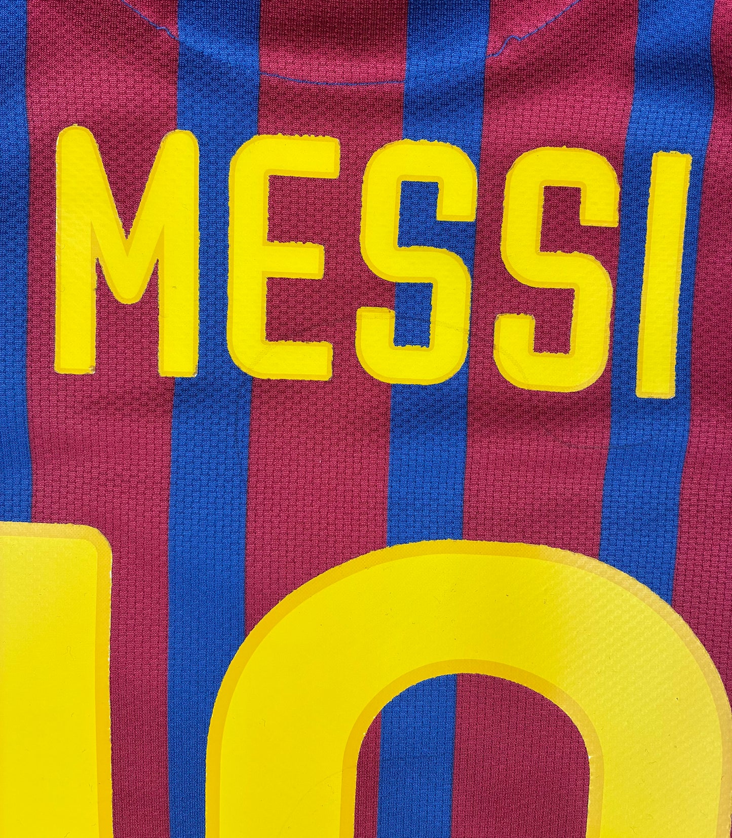 Barcelona 2011/12 Home Shirt | Large | Messi #10