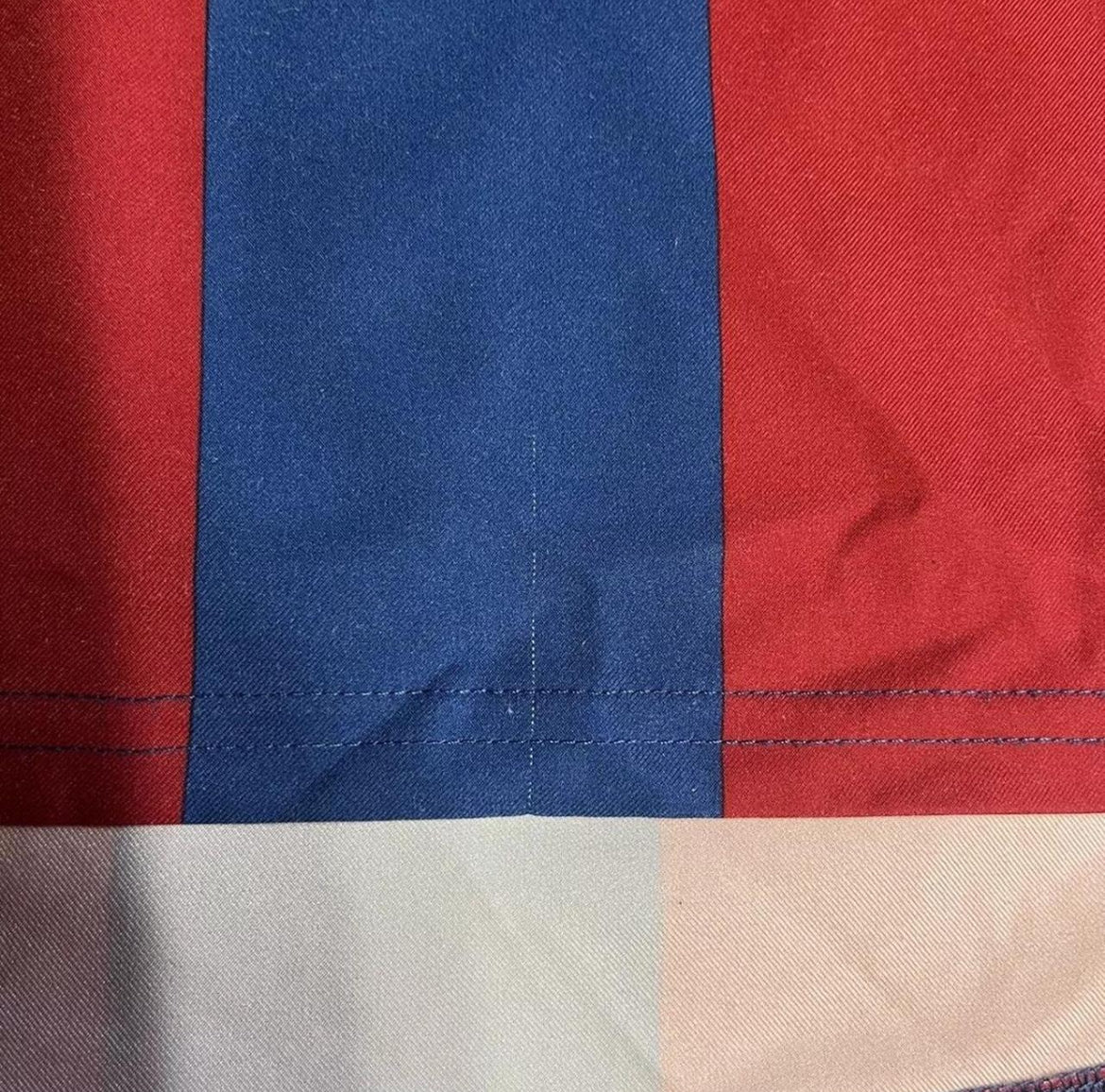 Barcelona 2005/06 Home Shirt - Small