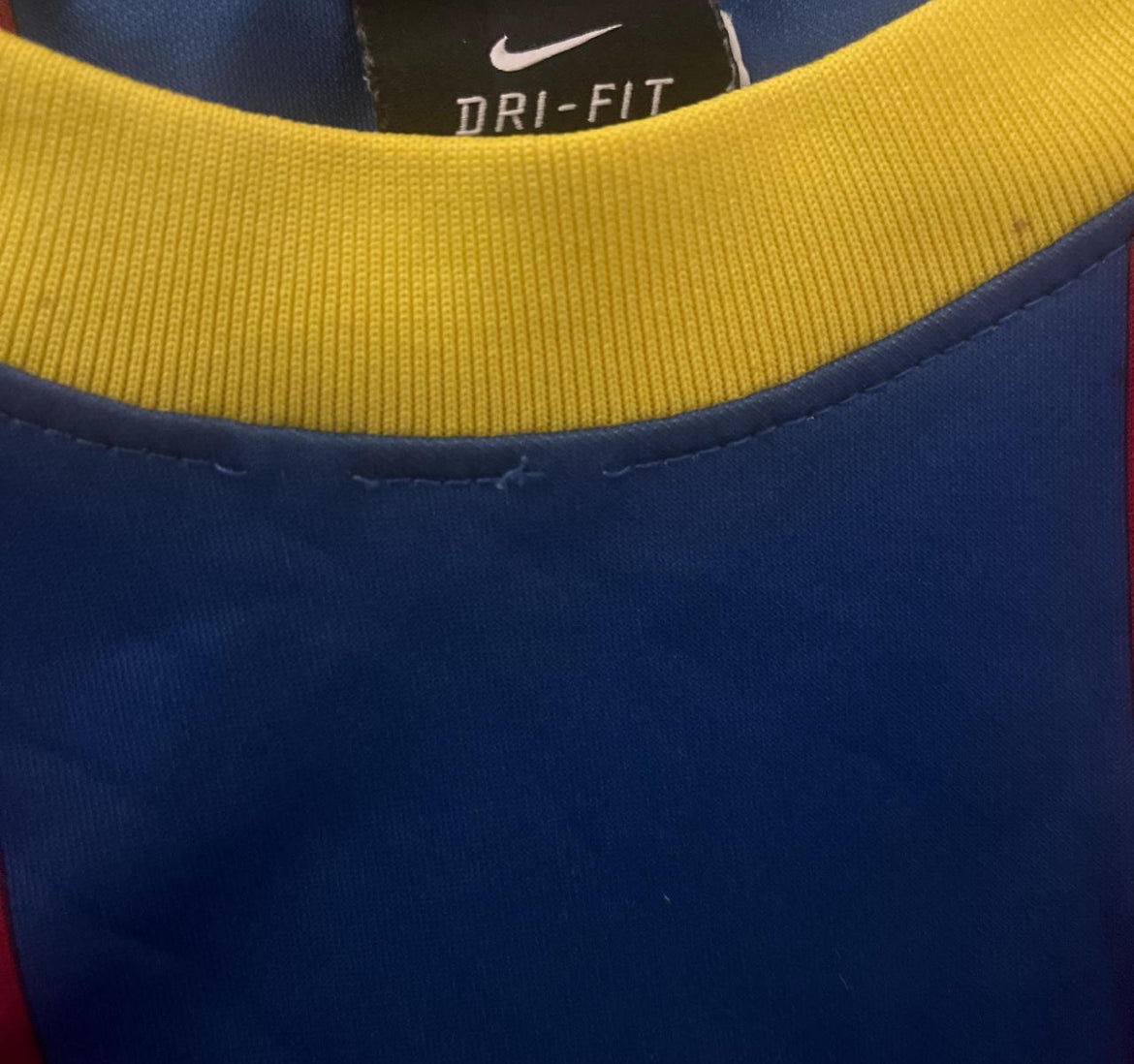 Barcelona 2010/11 Home Shirt - Small