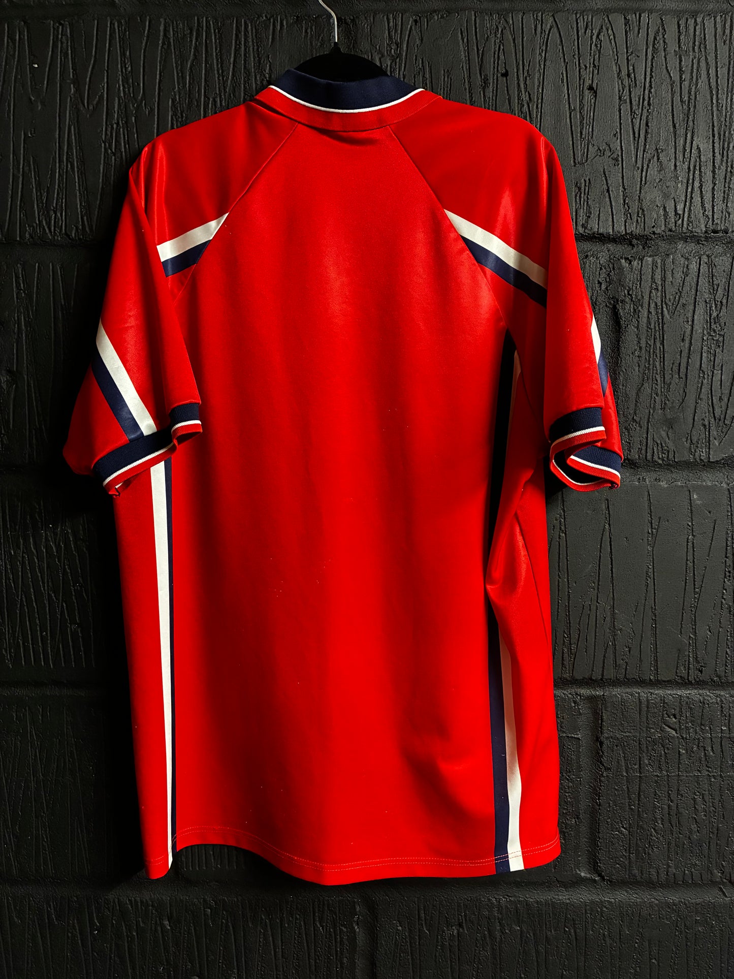Middlesbrough 1999/00 Home - Large