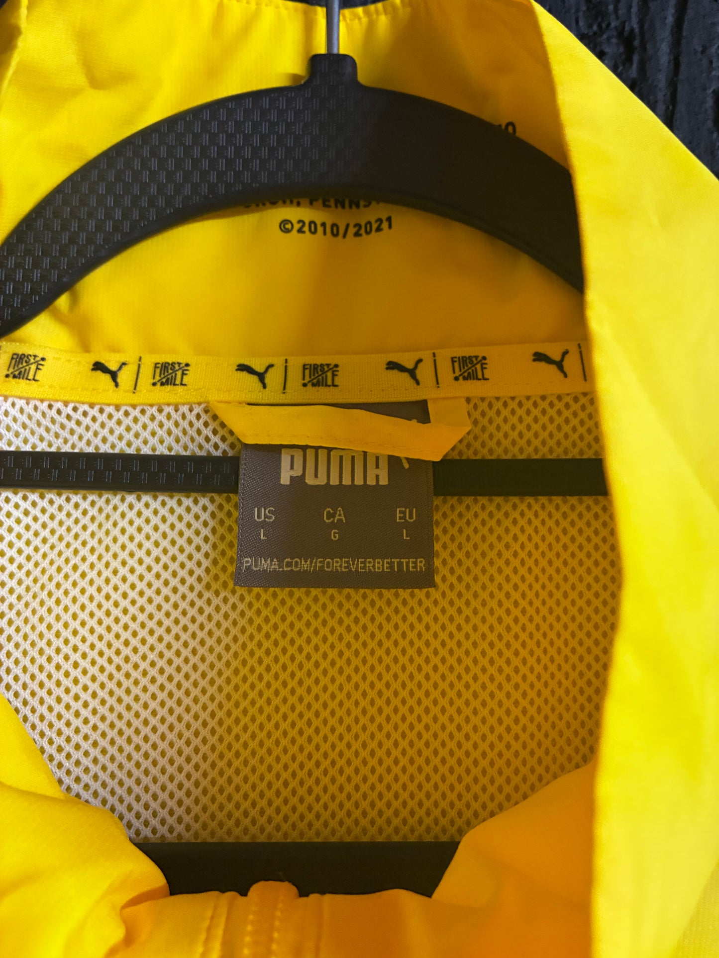 Borussia Dortmund Windproof Jacket - Large - BNWT