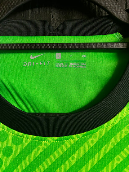 Chelsea 2022/23 GK Shirt - Small - BNWT