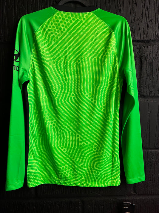 Chelsea 2022/23 GK Shirt - Small - BNWT
