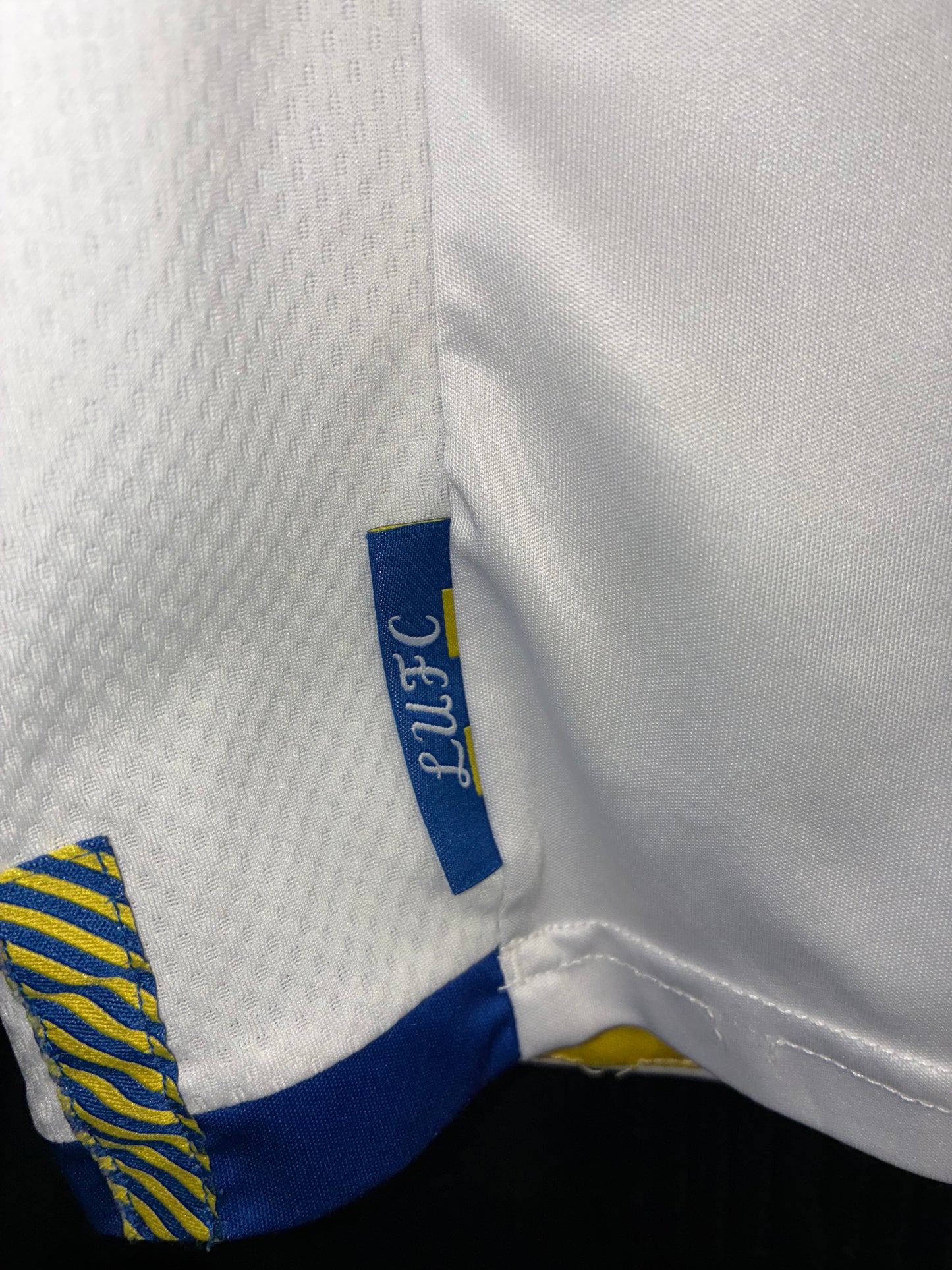 Leeds United 2013/14 Home - Medium