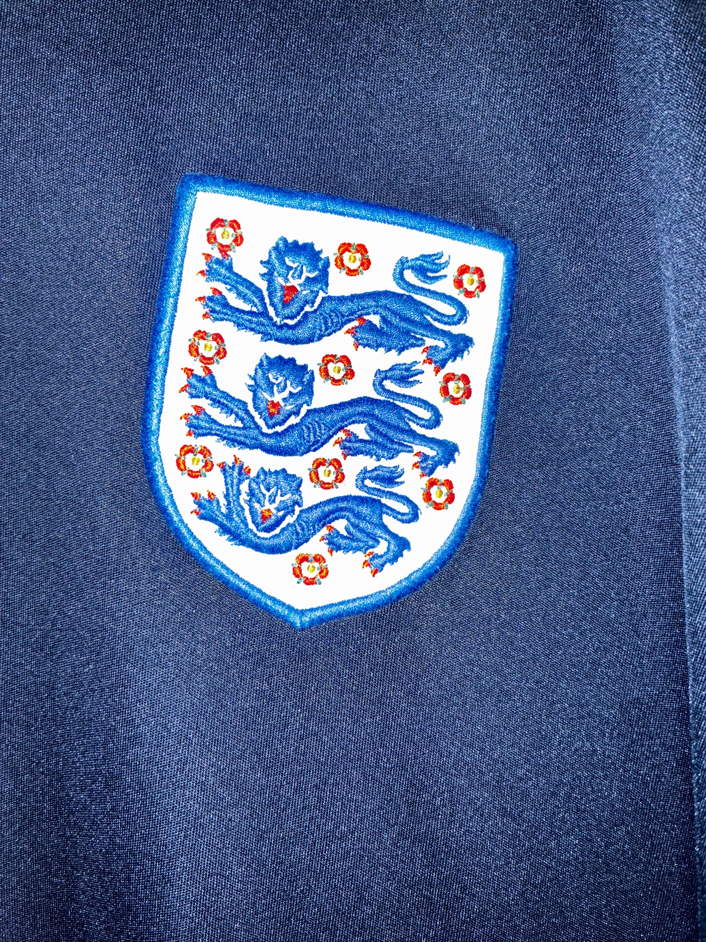 England 2010 Training Shirt - Large