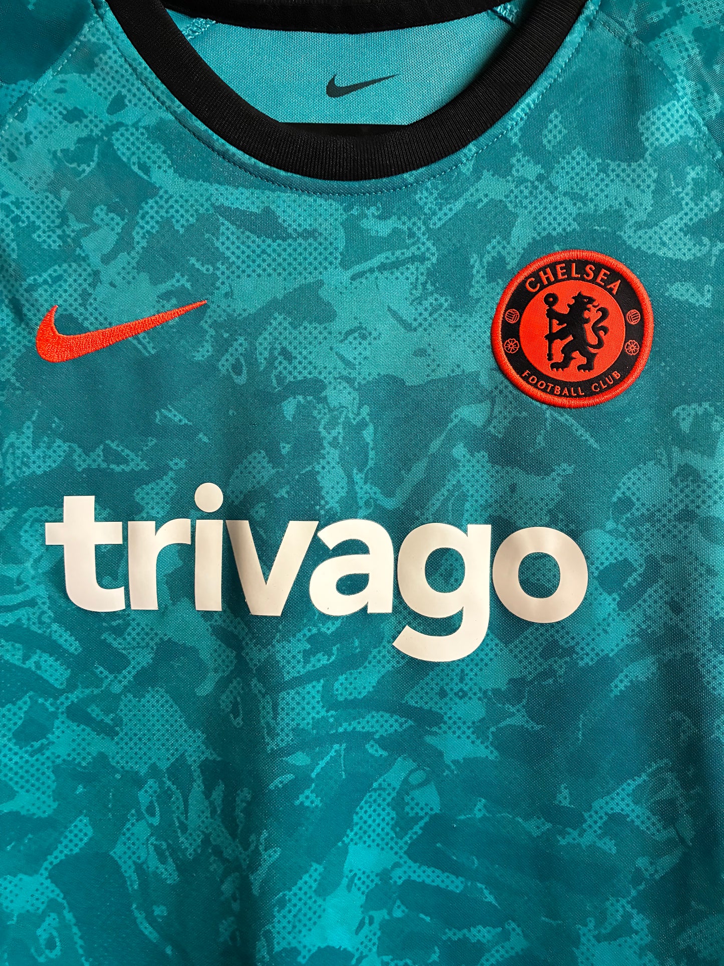 Chelsea 2021/22 Pre Match Shirt - Large Boys