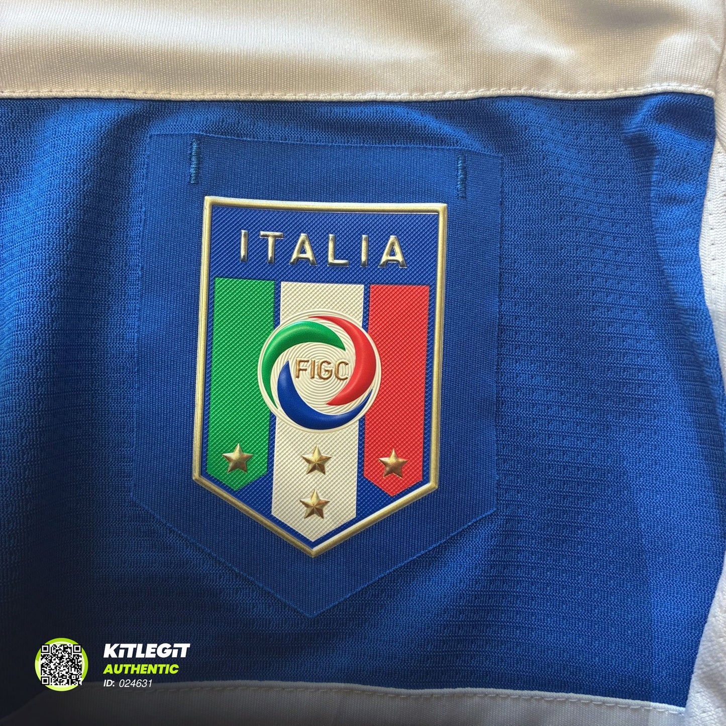 Italy 2012 Away Shirt - XL